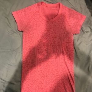 Lululemon Swiftly Tech Tee
